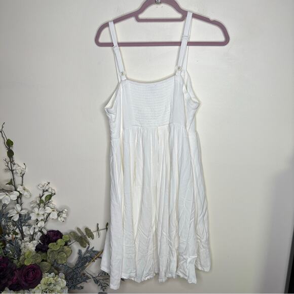 TORRID Mini Textured Woven High Lo Dress White {AA54} - Picture 4 of 7